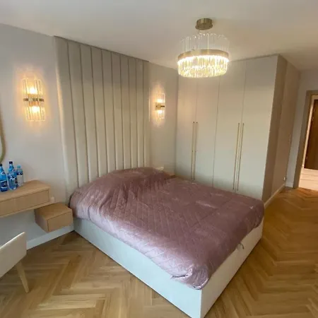 Eternity Luxury Dolny Apartamento *